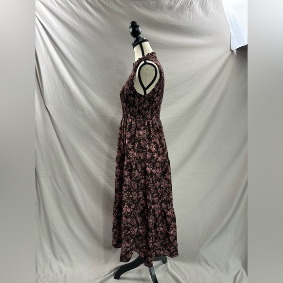 Boho Ditsy Floral Print Sleeveless Shirred Dress - Picture 8 of 9